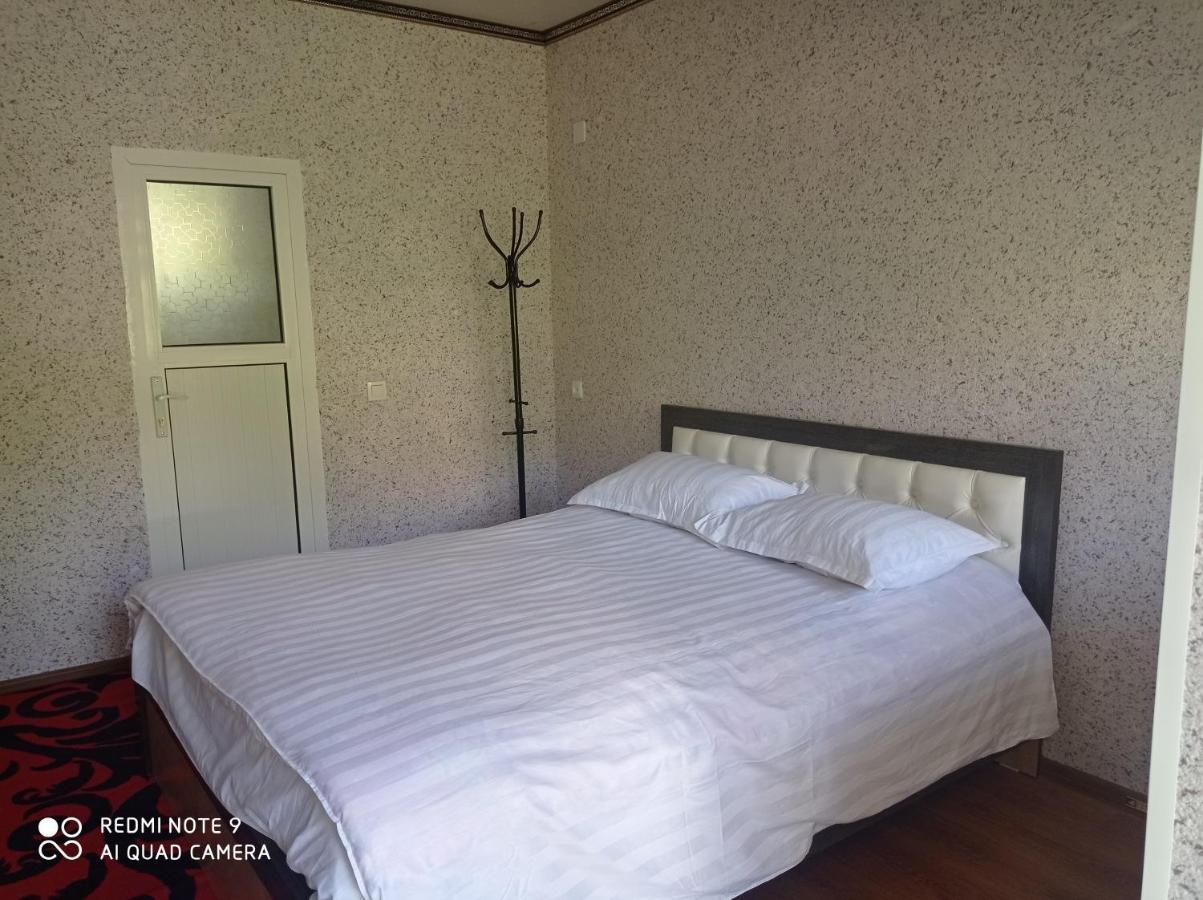 Guest House Sary-Chelek Arkit Luaran gambar
